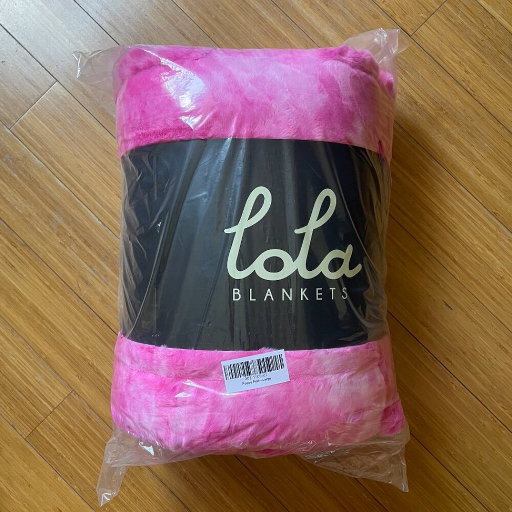 BNWT LOLA BLANKETS Large "Poppy Pink" Tie-Die Blanket